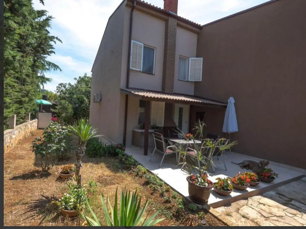 Apartment Apartman Andja Sea And Garden View Peroj Croatia